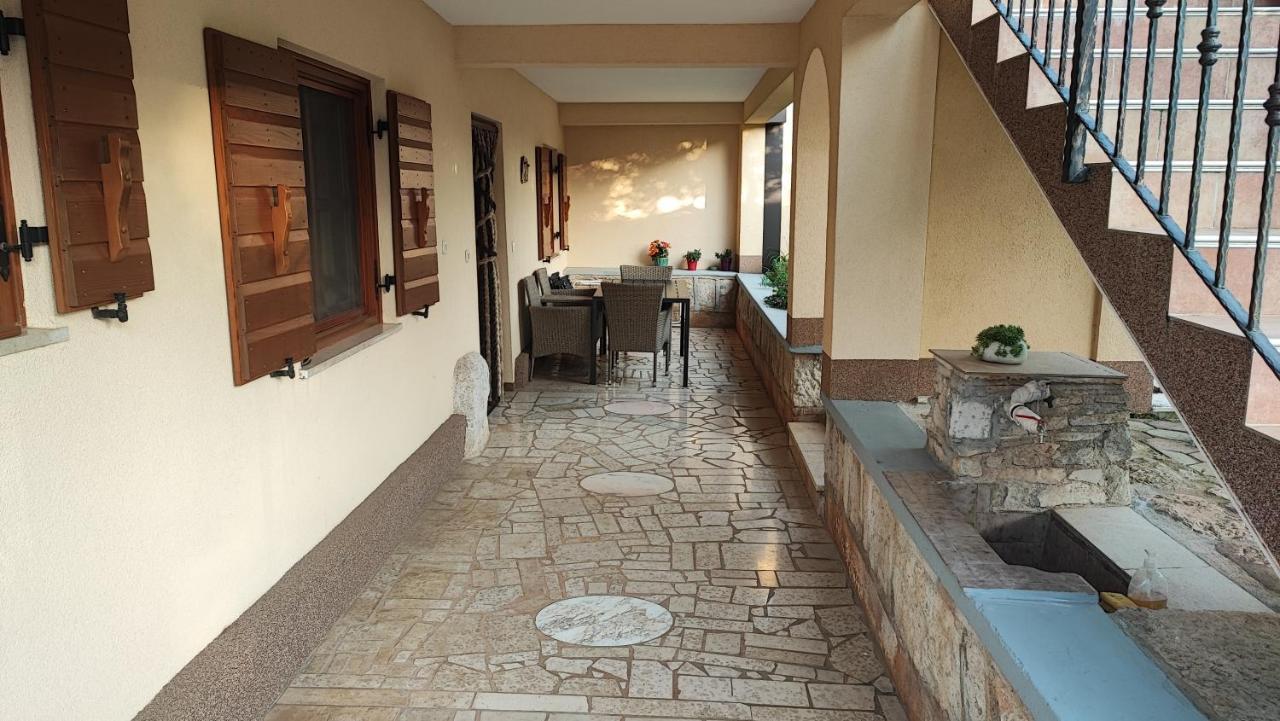 Apartment Dado Poreč Exterior foto