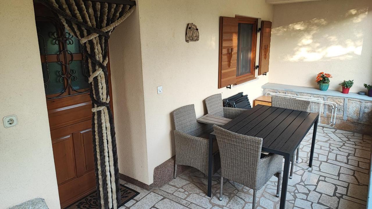 Apartment Dado Poreč Exterior foto